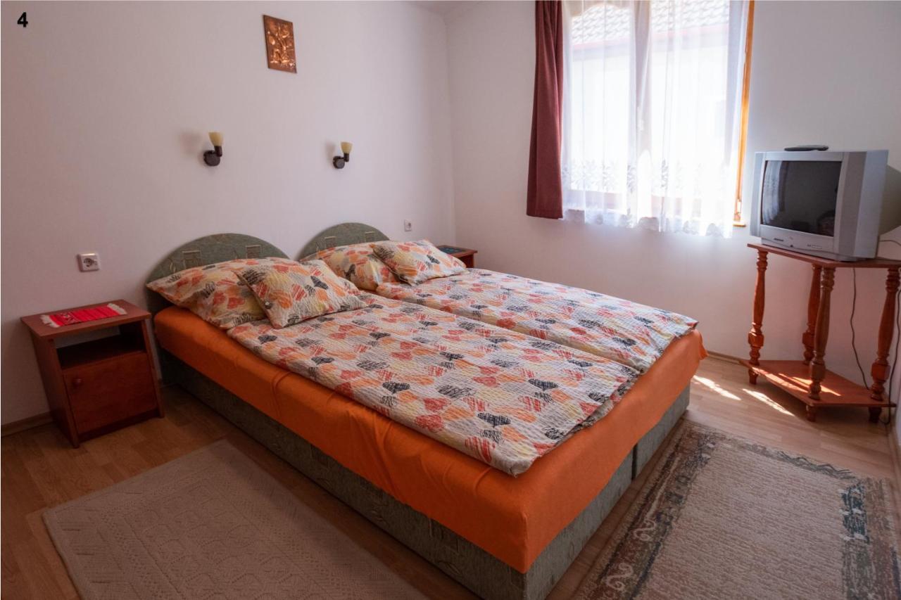 Akacfa 13 Apartman Zalakaros Ngoại thất bức ảnh
