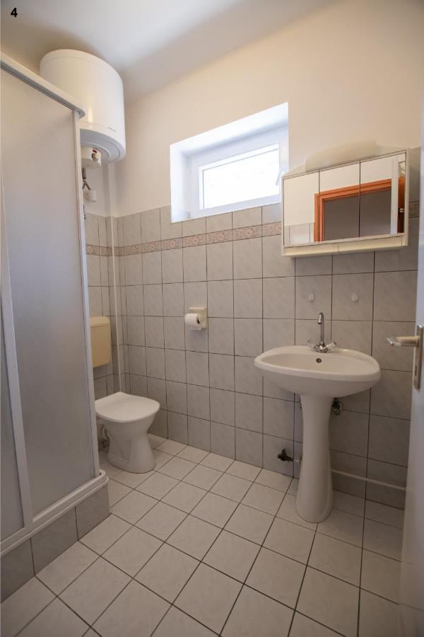 Akacfa 13 Apartman Zalakaros Ngoại thất bức ảnh